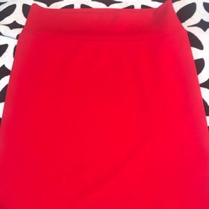 LuLaRoe NWOT Cassie red skirt
